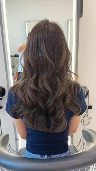 JEWIL原宿店代表佐藤優真が作る大人上品なレイヤースタイル
インスタグラム6万フォロワーのレイヤーカットとくびれボブで有名な美容師がミニモに登場
シークレットクーポン10%OFFでご案内させて頂きます