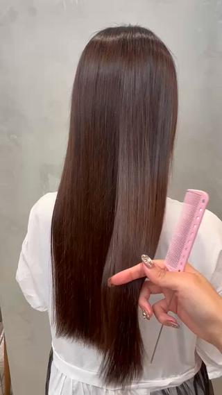 縮毛矯正でうねる髪も綺麗にサラサラに 