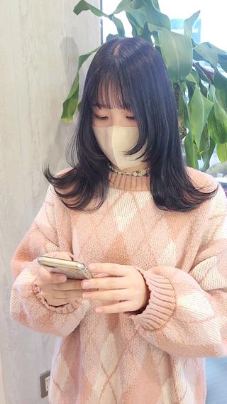 セミロング カラー レイヤーカット/ ウルフカット/大橋 のヘアスタイル