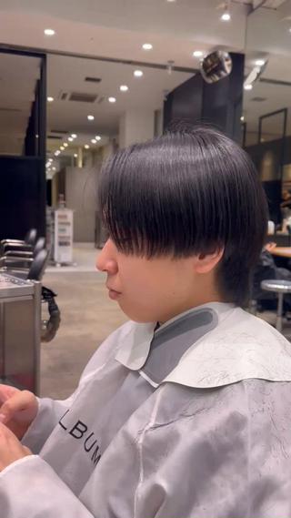 トレンドを押さえたメンズスタイルが得意です!趣味はメンズ美容など自分を磨く事なのでこれからかっこよくなって行きたい方など大歓迎です!当日デザインカラー、パーマ追加可能です!お問い合わせください!