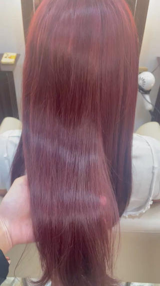 セミロング カラー タツミ マコトのヘアスタイル