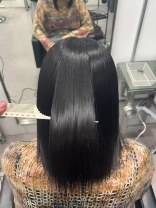 ミディアム 齋藤 優弥のヘアスタイル