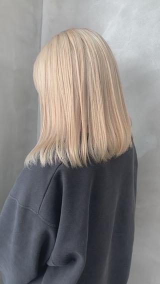 ブリーチ3〜4回必須
もちろんケアブリーチです
#ブリーチ#ブロンド#ホワイトベージュ