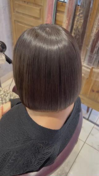 ショート カラー 縮毛矯正✨️レイヤー クボタリョウのヘアスタイル