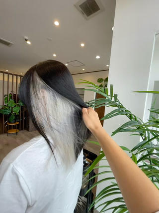 カラー アトレル Ihoのヘアスタイル