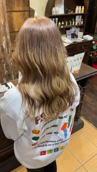 ロング カラー ヘアアレンジ 小野寺祐希人 Calbariのヘアスタイル