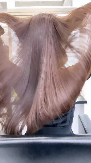 ロング カラー L.I.G daimyo所属・髪質改善/艶髪No1 L.I.G代表　吉川のヘアスタイル