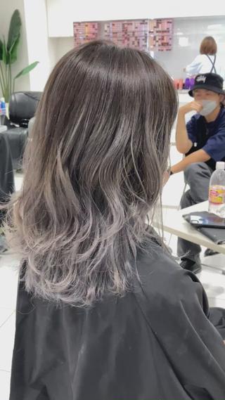セミロング カラー ヘアアレンジ 🧶ブリーチカラー TERU🧶のヘアスタイル