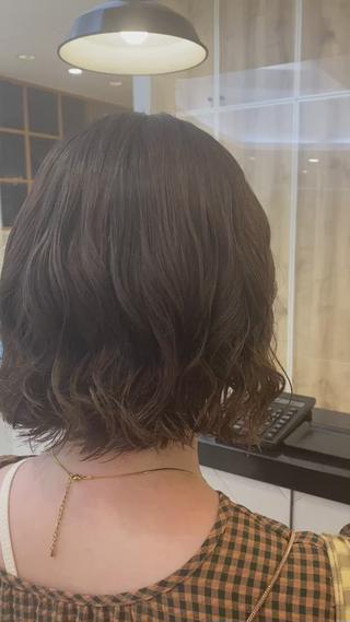 ミディアム パーマ コテ巻き風パーマ✨ かつみのヘアスタイル