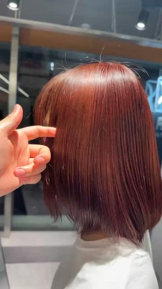 ミディアム カラー 吉崎 ひびきのヘアスタイル