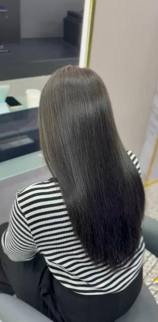 大人気オリーブ強めのオリーブグレージュ 