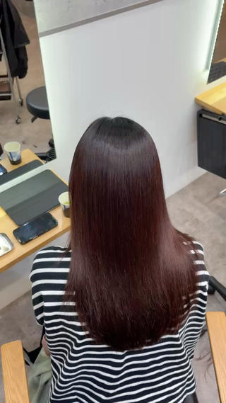 カラー SOYON星ヶ丘所属・👟SOYON髪質 改善ともし🩶のヘアスタイル