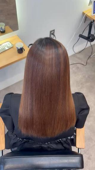 セミロング SOYON星ヶ丘所属・👟SOYON髪質 改善ともし🩶のヘアスタイル