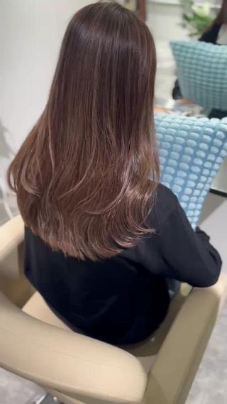 【気に入ったスタイルは「」ボタンを押して、ご来店時ご提示ください』#髪質改善 #ハイライト #白髪ぼかし #カット #白髪染め #カラー #ヘッドスパ #縮毛矯正 #インナーカラー #ショートカット#レイヤースタイル#海外レイヤー(心斎橋)

こんにちは
reverie代表スタイリストの酒井です
新たな取り組み1日2組限定
夜20時から開く美容室です
なかなか日中に予定やお仕事で美容室に行けない…
仕事帰りに自分にご褒美にスパなど
出来る限りのご希望に添えるように…
なんなりとご相談ください♪
働く女性、厳しい職場のOLの方の髪の味方 