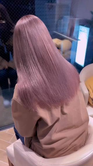 セミロング カラー backstage青山店所属・山中 あるのヘアスタイル