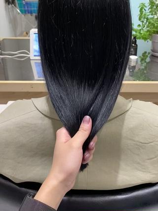 ロング カラー 艶感/ナチュラル 🩵amiのヘアスタイル