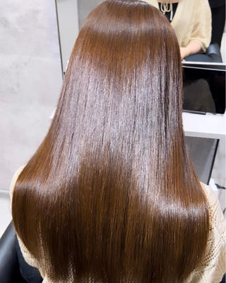 ロング カラー パーマ 美髪✨モテ髪♥️ お任せください！のヘアスタイル