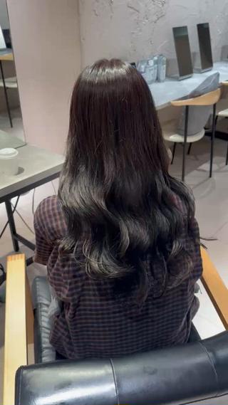 ロング カラー Un ami omotesando 【アンアミ　オモテサンドウ】所属・RIKO/暖色カラー /縮毛矯正/ミニボブのヘアスタイル