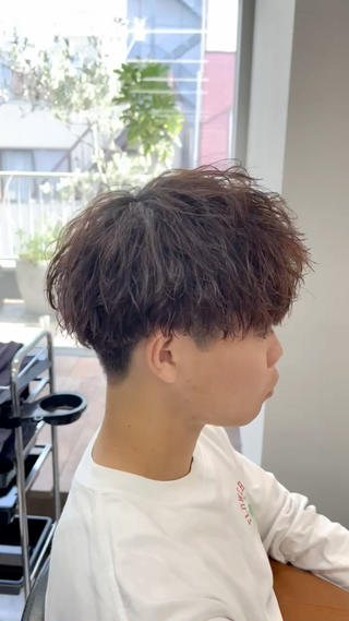 パーマ メンズ 伊藤 陸のヘアスタイル