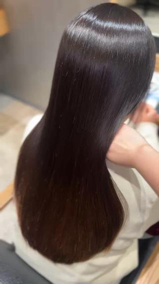 ロング Inity／ Nina✩.*˚のヘアスタイル