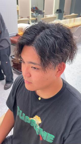 パーマ メンズ ✨縮毛矯正　韓国ヘア レイヤー✨大濱快斗のヘアスタイル