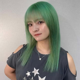 ミディアム カラー Je suis heureuse Miel所属・🐩艶カラー/ chisato🌙のヘアスタイル