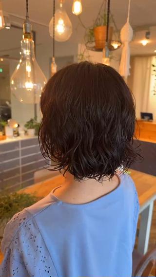 ショート パーマ ヘアアレンジ 飯島 美海のヘアスタイル
