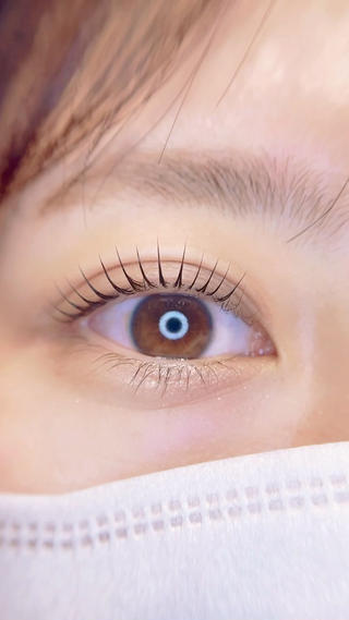 マツエク・マツパ 11:06所属・たけだ ひとみの眉毛・アイブロウイメージ