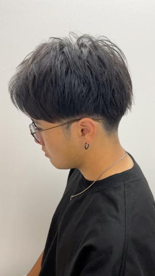 ショート メンズ CHELSEA  梅田所属・OKADA/メンズ /カット/眉/縮毛のヘアスタイル