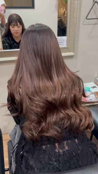 ロング カラー 竹原 沙希のヘアスタイル