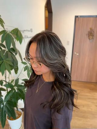 ロング カラー acero + hair&eyelash 幸手店【アチェロ】所属・ハイライトハイトーン 💖MOMOKAのヘアスタイル