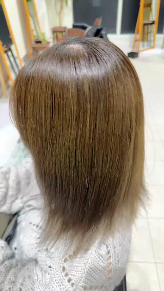 ミディアム arika オケシ　リョウダイのヘアスタイル