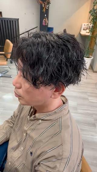 パーマ メンズ arika オケシ　リョウダイのヘアスタイル