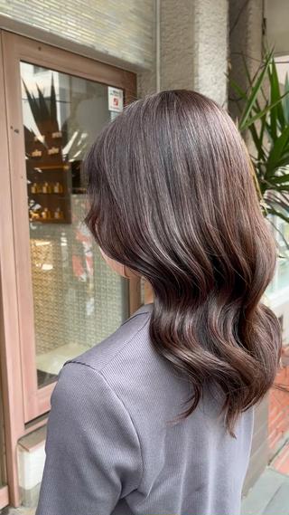 ミディアム 👑毛流れ、艶髪◉ 縮毛矯正錦糸町ヒガシのヘアスタイル