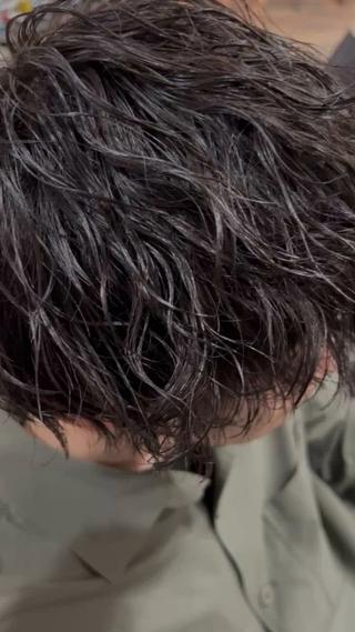 ミディアム メンズ RACCOON.TOKYO 渋谷店所属・メンズカット特化🐺 ウルフ[店長]置塩祥のヘアスタイル