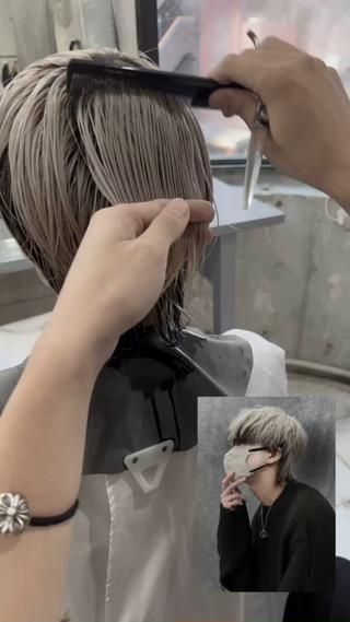 ショート カラー メンズ RACCOON.TOKYO 渋谷店所属・メンズカット特化🐺 ウルフ[店長]置塩祥のヘアスタイル