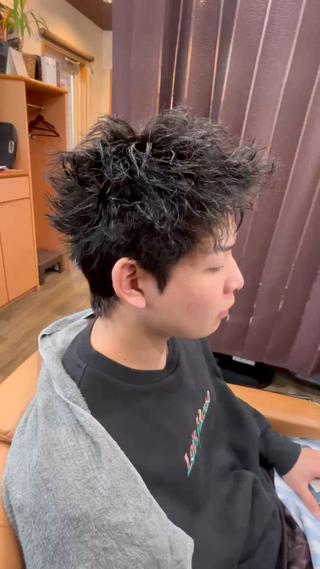 くせ毛でもスパイキーパーマかけれます 
