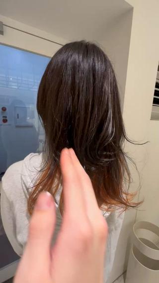 セミロング カラー MAO SHIRATOのヘアスタイル