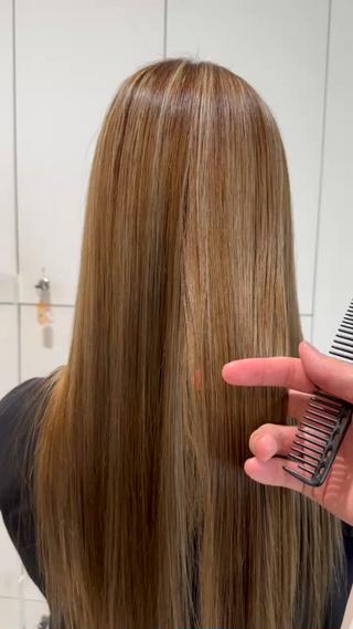 ロング MAO SHIRATOのヘアスタイル