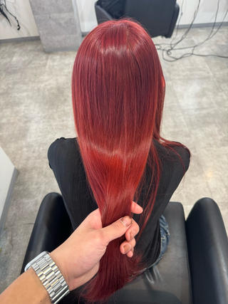 ロング _WHITE所属・_white 髪質改 善ハイライト吉田裕馬のヘアスタイル