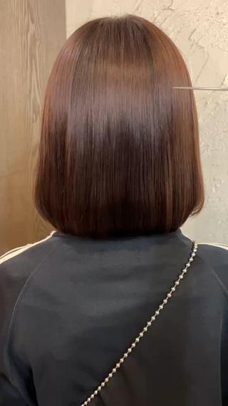 ミディアム 西 優衣奈のヘアスタイル