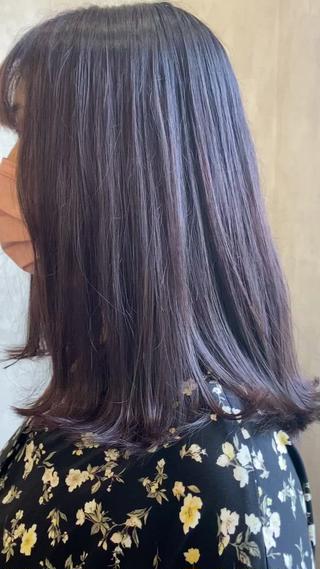 ラベンダーベージュ
暗くても透明感