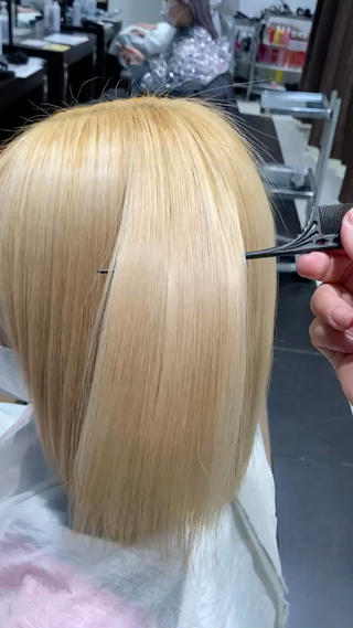 髪質改善トリートメント 𓂃𓈒𓏸
いつもよりちょっといいトリートメントではなく
"髪質改善専用のシャンプーとトリートメント"を使い
髪の毛にトリートメント成分を閉じ込めていきます