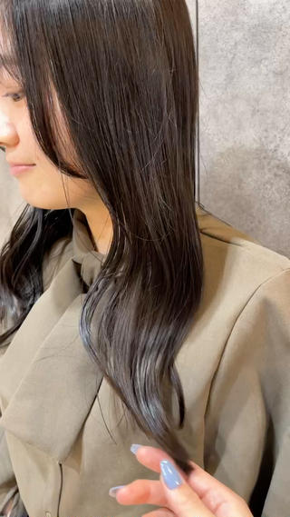 透明感たっぷりオリーブグレージュ ◎
暗めカラーも可愛く楽しみましょう

#仙台　#仙台美容室　#髪質改善　#仙台髪質改善　#髪質改善カラー　#仙台髪質改善カラー 