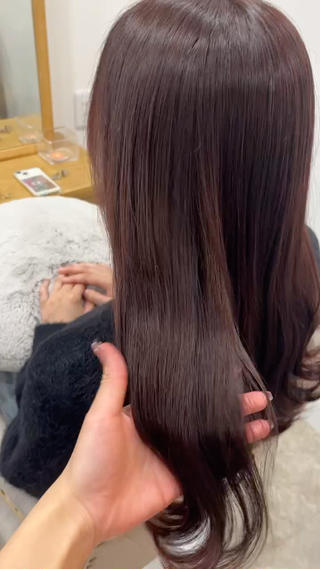 ブリーチ無しで深めボルドー
メンテナンスカットもプラスで毎日扱いやすい髪の毛に

#仙台　#仙台美容室　#髪質改善　#仙台髪質改善　#髪質改善カラー　#仙台髪質改善カラー 