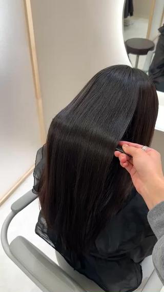 ロング Lisa📎 【Zina 2nd】のヘアスタイル