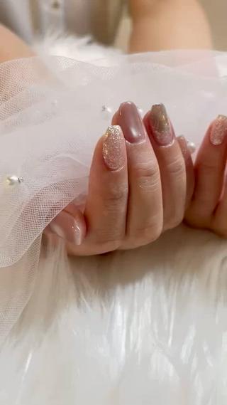 ピンクベージュベースの大人design
お色変更も可能です◎ 