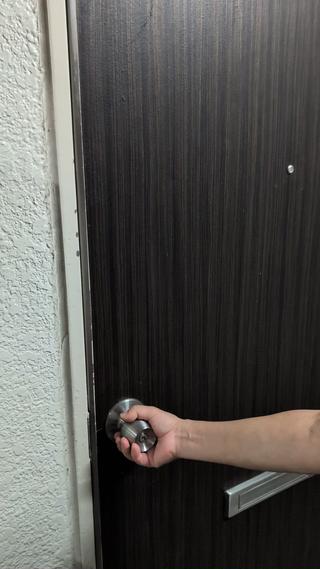 新しい店引っ越したばかりです。
