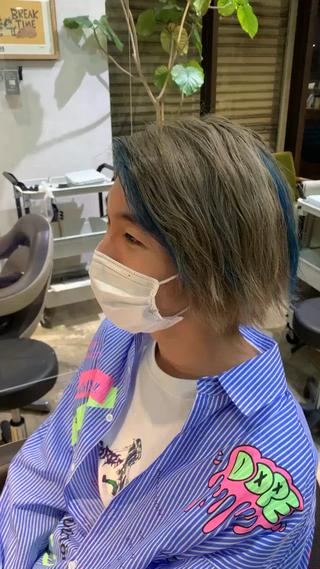 青色のポイントカラー
 