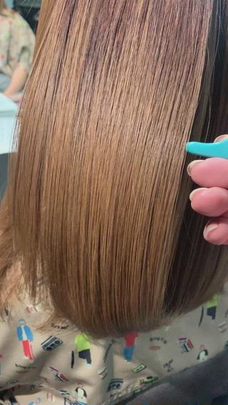 セミロング ディレクター鮫島 俊介のヘアスタイル